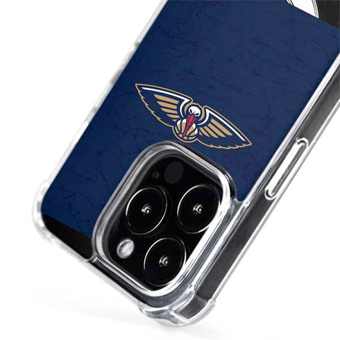 NBA New Orleans Pelicans Distressed iPhone 15 Pro Max MagSafe Case